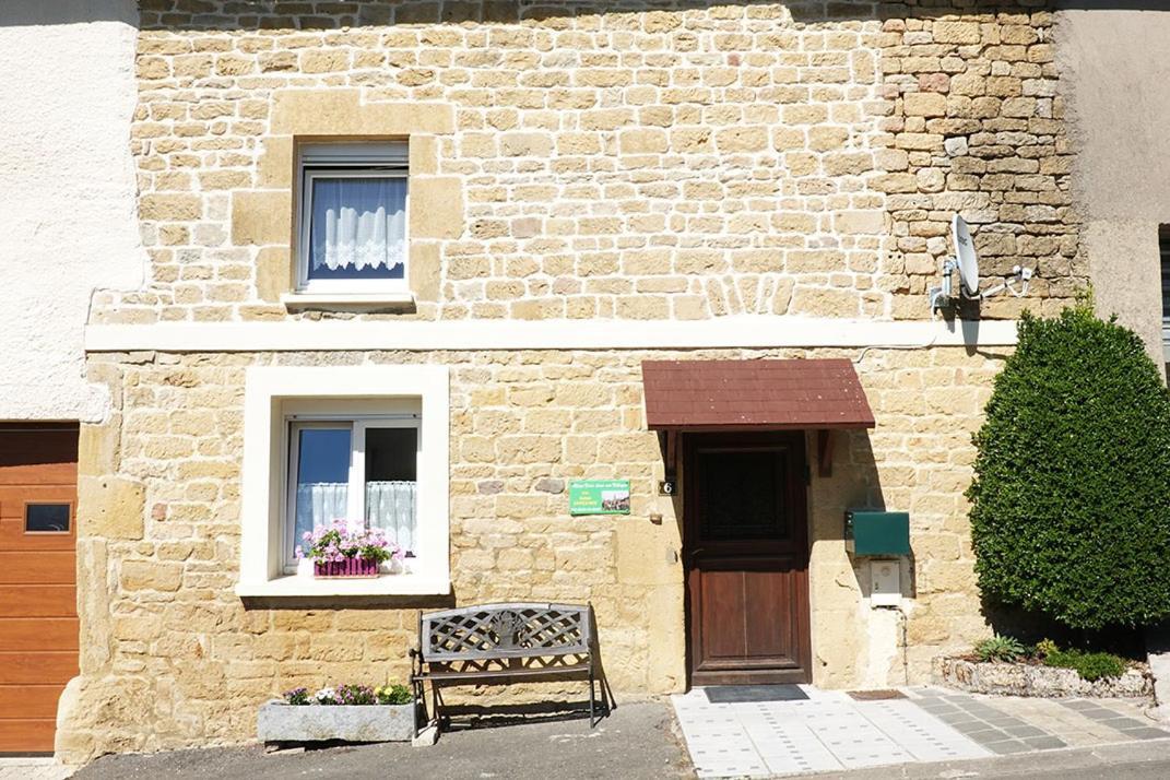 Relais Ermesinde Apartment Marville Bagian luar foto